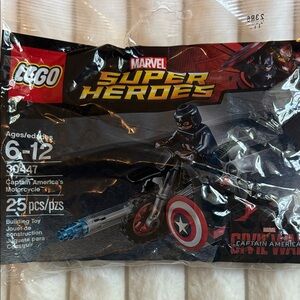 LEGO Marvel Super Heroes Captain America Motorcycle Set